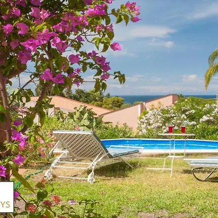 Homes4holidays-bluedream * Brucoli